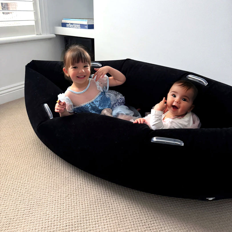 Calming Hug Boat (Black)